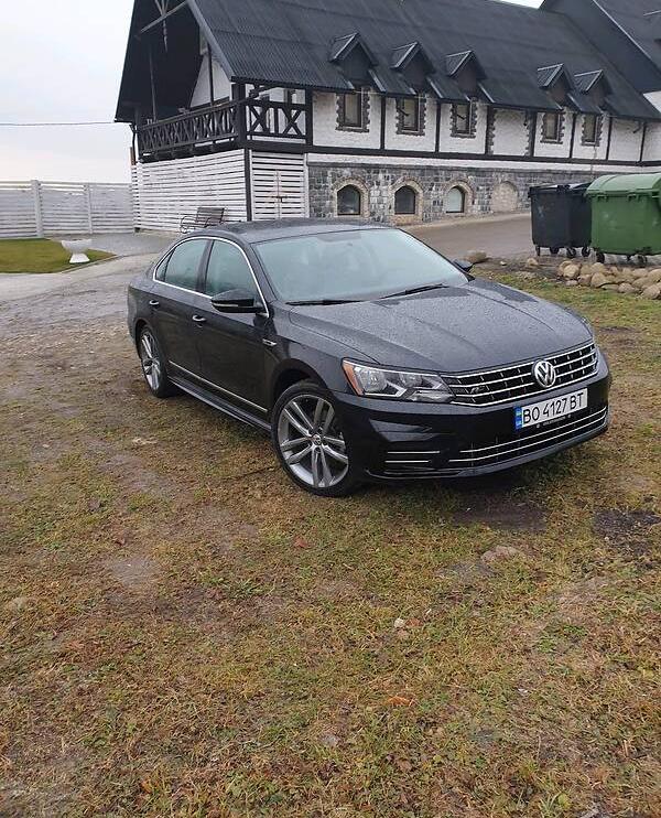 Volkswagen Passat B8 R line  2017