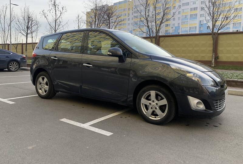 Renault Grand Scenic 2009