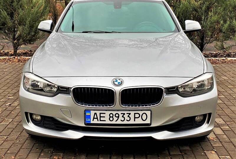 BMW 328 Silver 2013