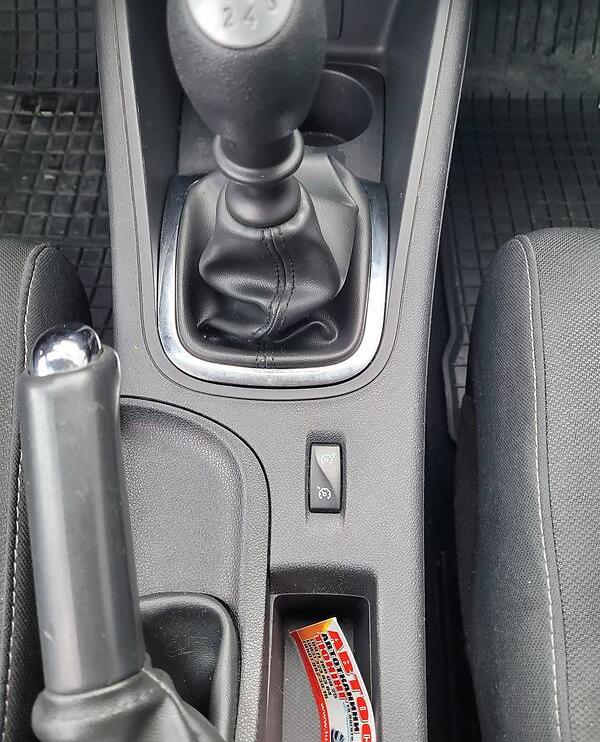 Renault Megane ne krahena 2014
