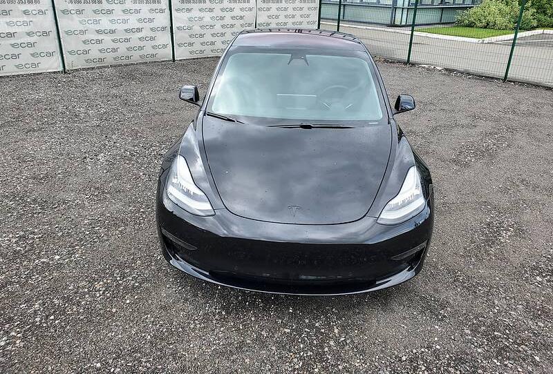 Tesla Model 3 PERFORMANCE 2019