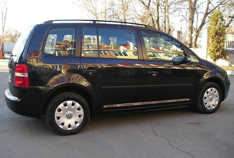 Volkswagen Touran 1.6 MPI 2003