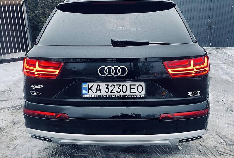 Audi Q7   2016
