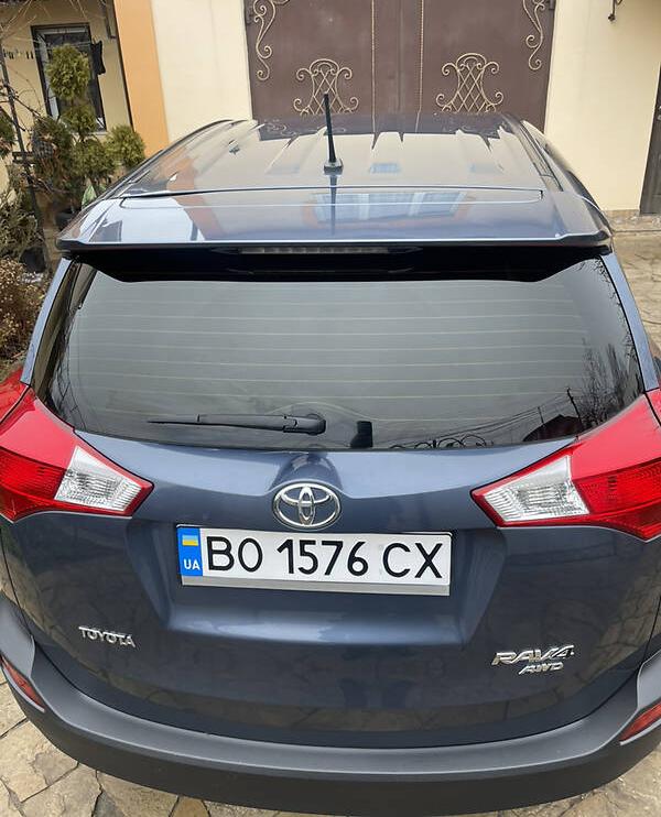 Toyota RAV4 disel 2 2AWD 2013