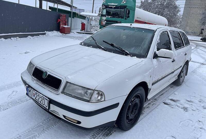 Skoda Octavia Tour 2000