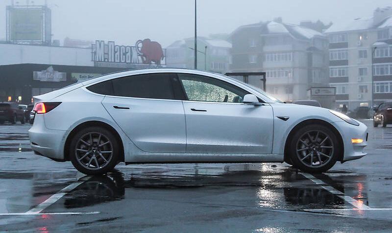 Tesla Model 3 2019
