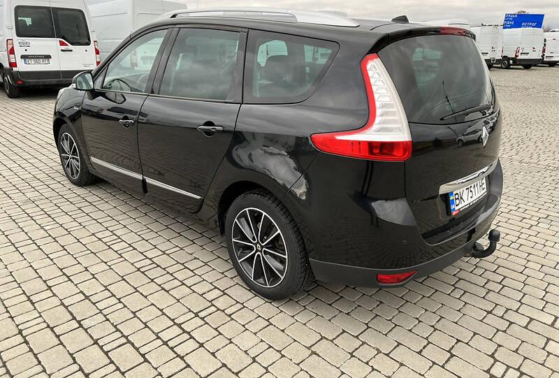 Renault Grand Scenic Bose 2013