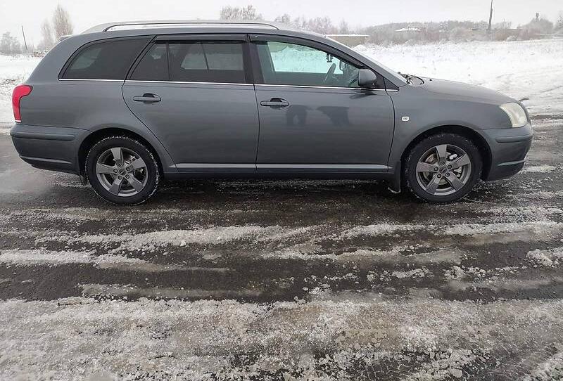 Toyota Avensis 2005