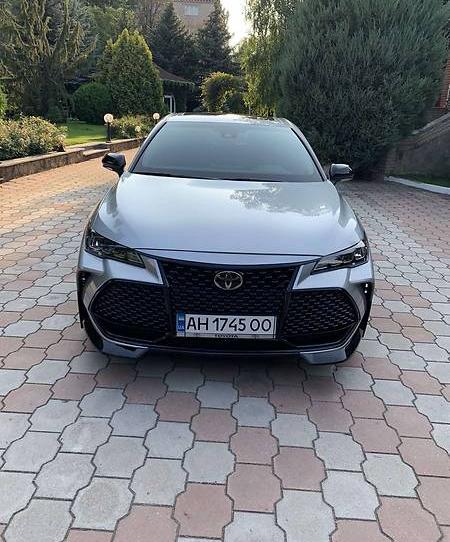 Toyota Avalon 2019