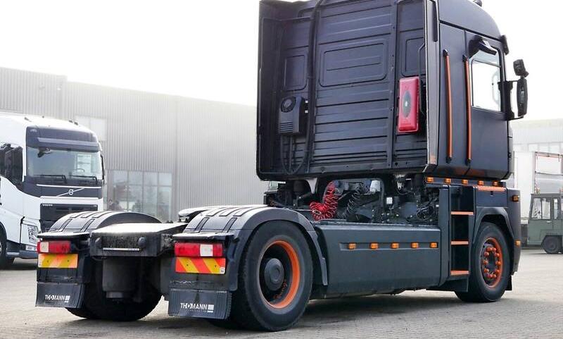 Renault Magnum 2012