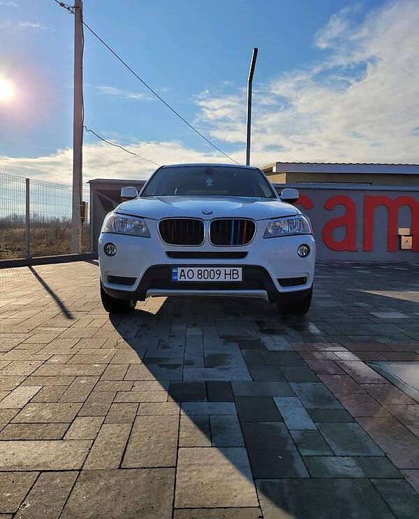 BMW X3 2011