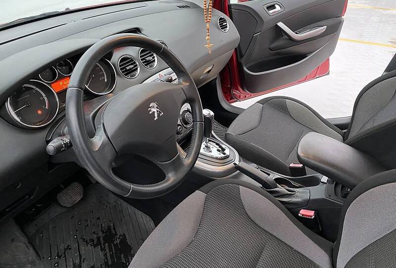 Peugeot 308 2011