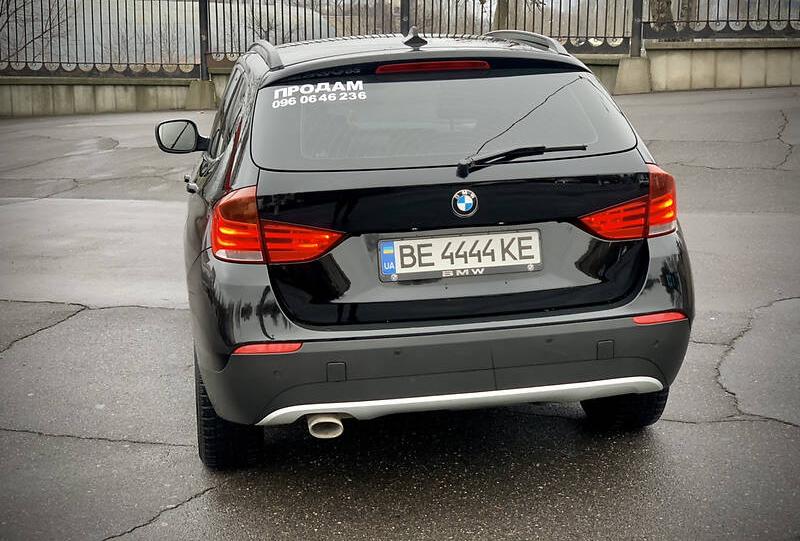 BMW X1 2011