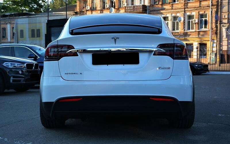 Tesla Model X 2017