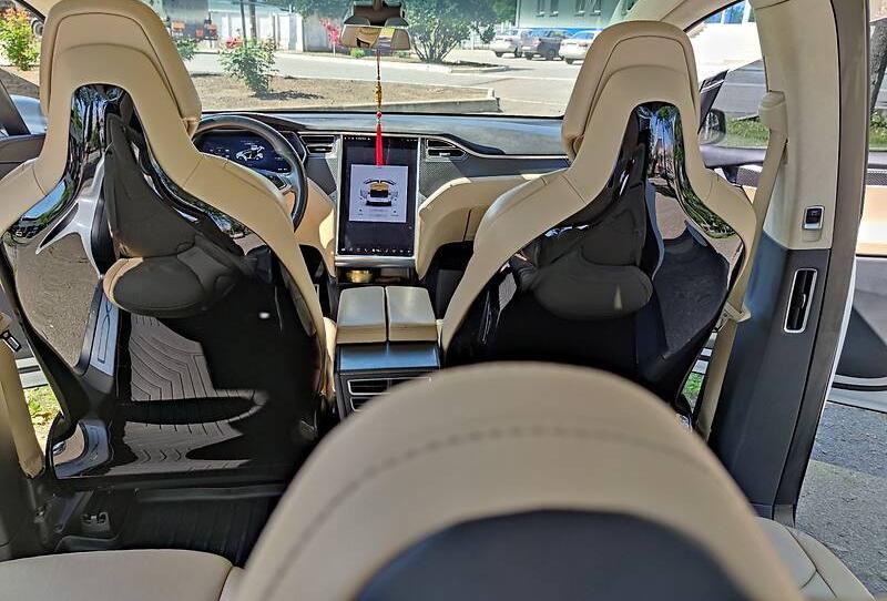 Tesla Model X 2017