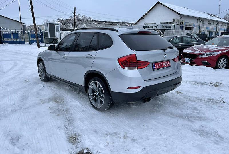 BMW X1 xDrive 2012