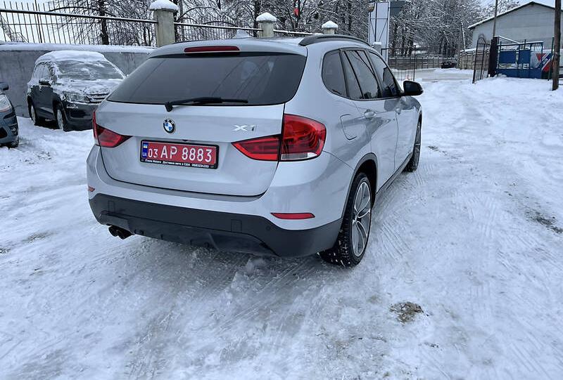 BMW X1 xDrive 2012
