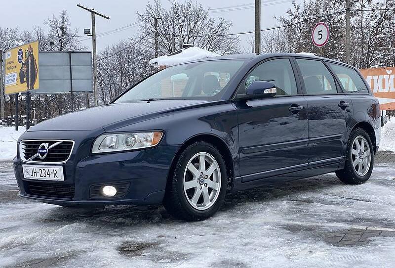 Volvo V50 Momentum D2 Drive  2012
