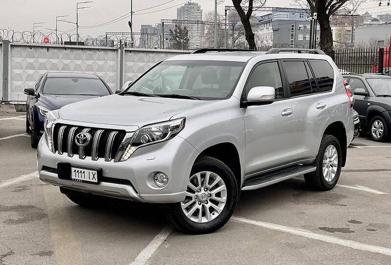 Toyota Land Cruiser Prado 150 Prestige  2017