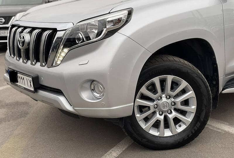 Toyota Land Cruiser Prado 150 Prestige  2017