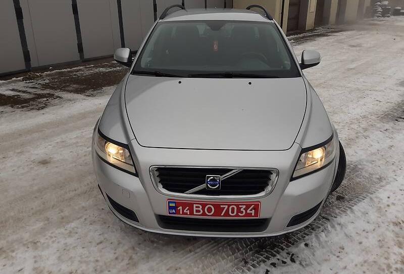 Volvo V50 2009