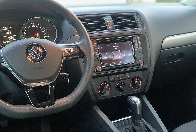 Volkswagen Jetta 2016