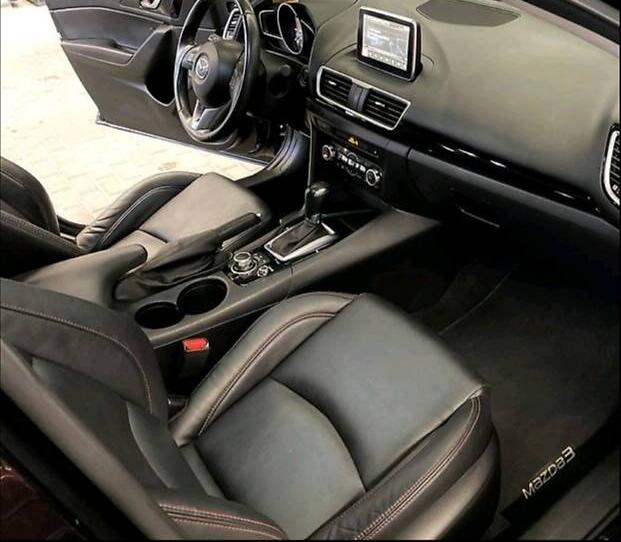 Mazda 3 Touring  2014