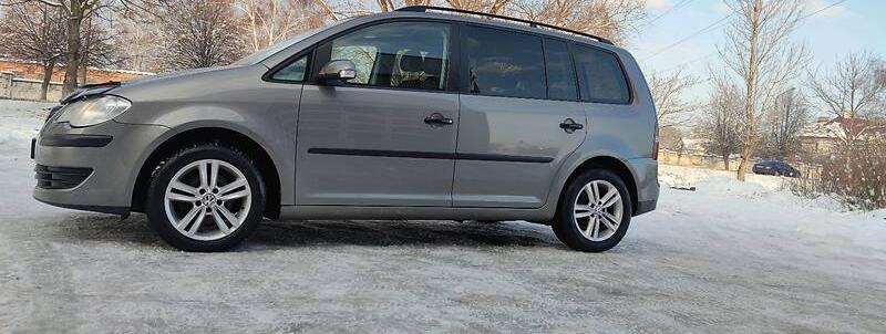 Volkswagen Touran 2009