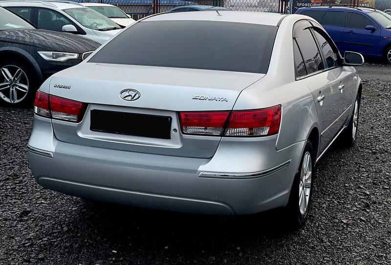 Hyundai Sonata NF 2008