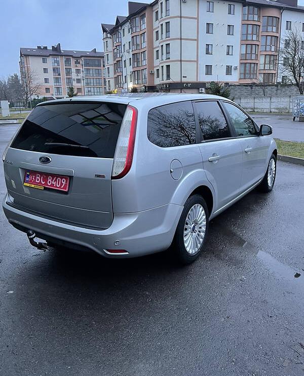 Ford Focus Titanium  2010