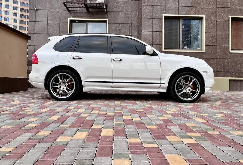 Porsche Cayenne G T S 2008