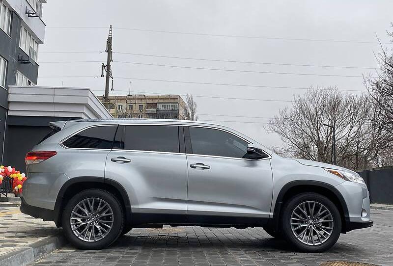 Toyota Highlander 2019
