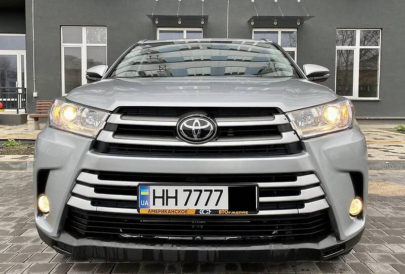 Toyota Highlander 2019