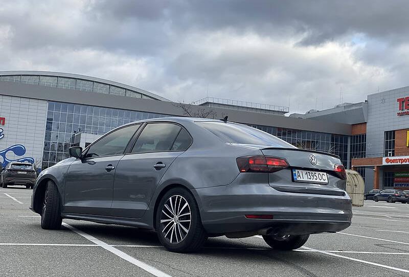 Volkswagen Jetta Sport 2016