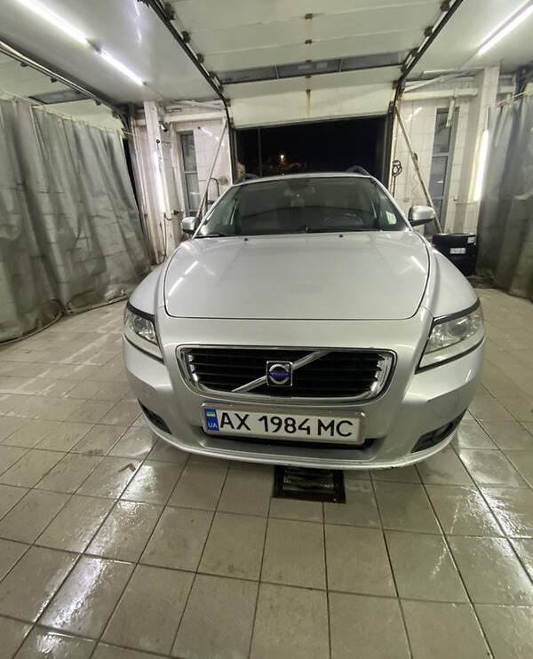 Volvo V50 2009