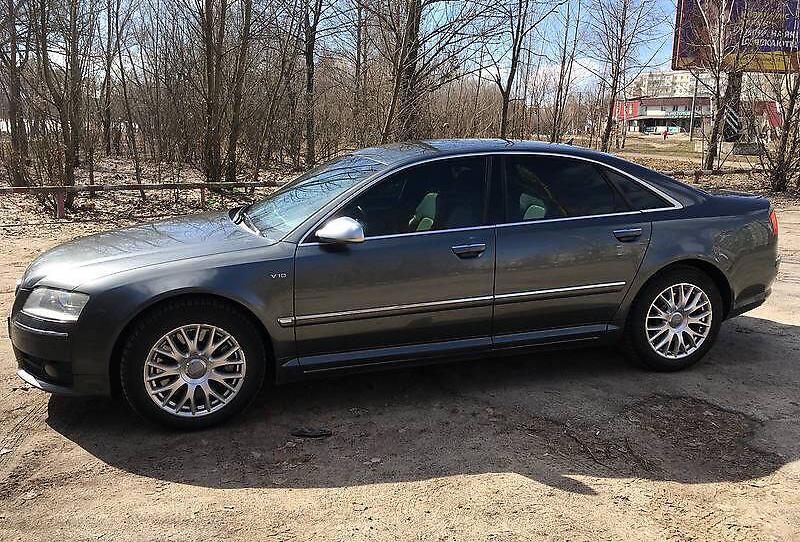 Audi S8 2007