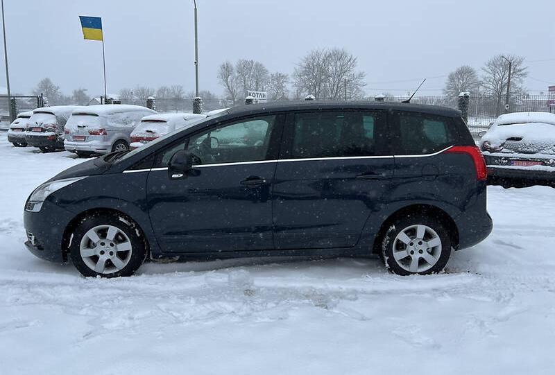 Peugeot 5008 2013