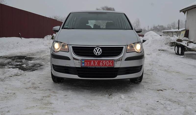 Volkswagen Touran 2010