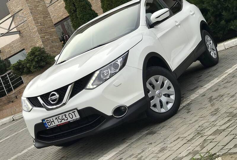 Nissan Qashqai 2.0 AT  2015