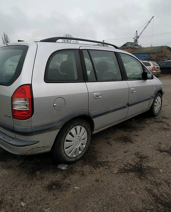 Opel Zafira 2003