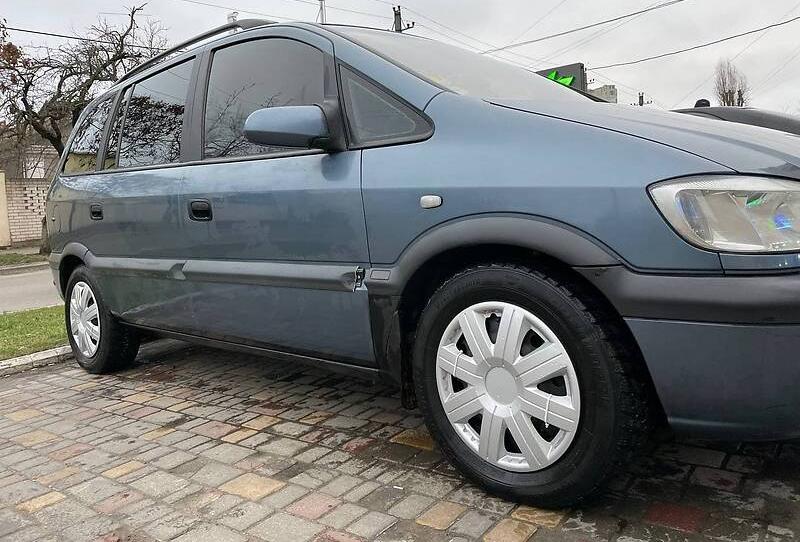 Opel Zafira 2001