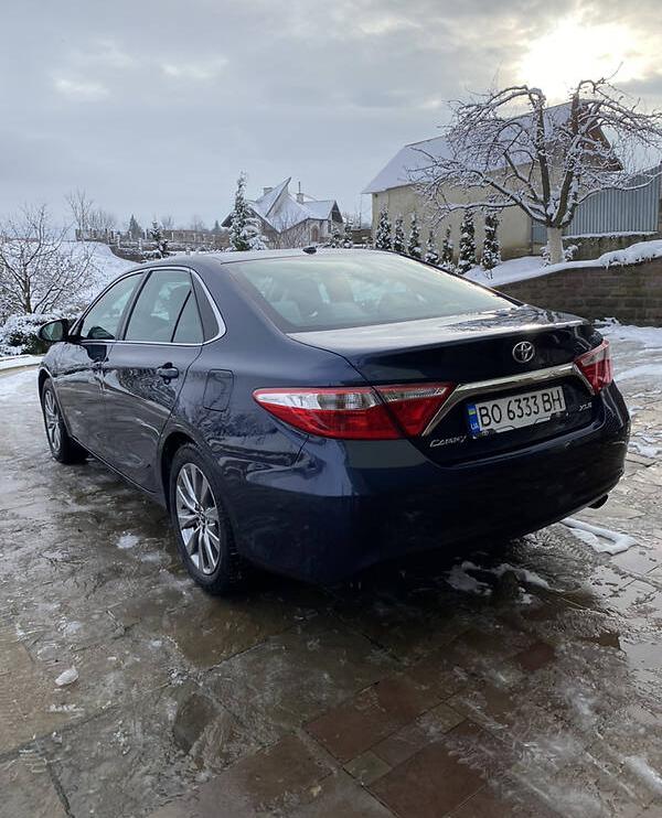 Toyota Camry XLE 55 2015