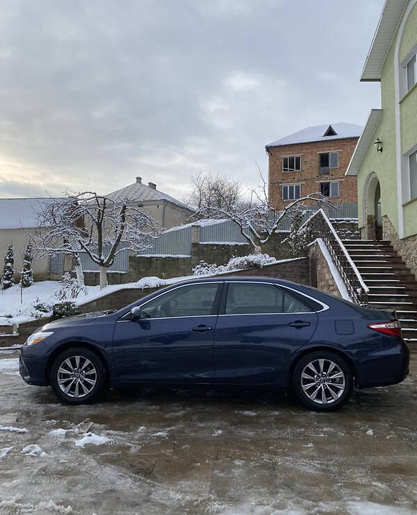 Toyota Camry XLE 55 2015