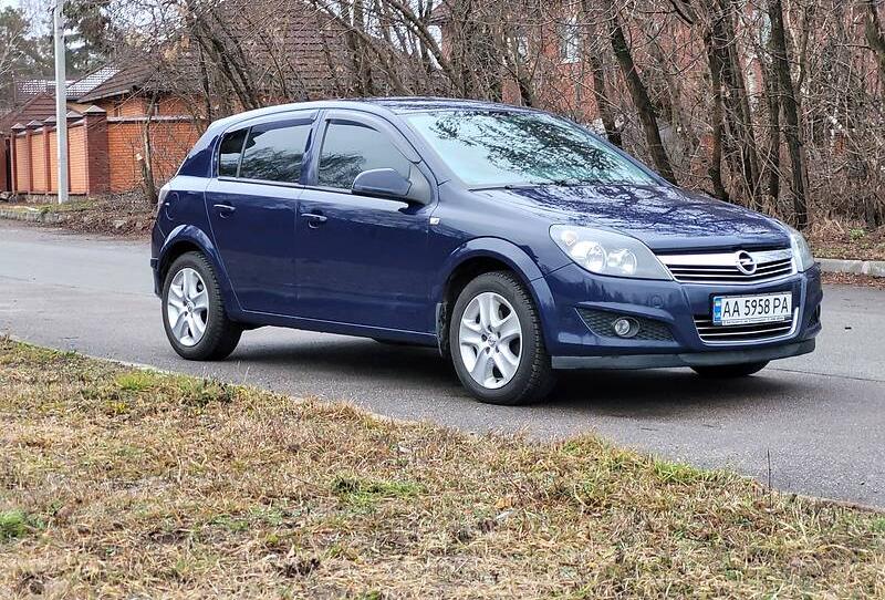 Opel Astra H 2012