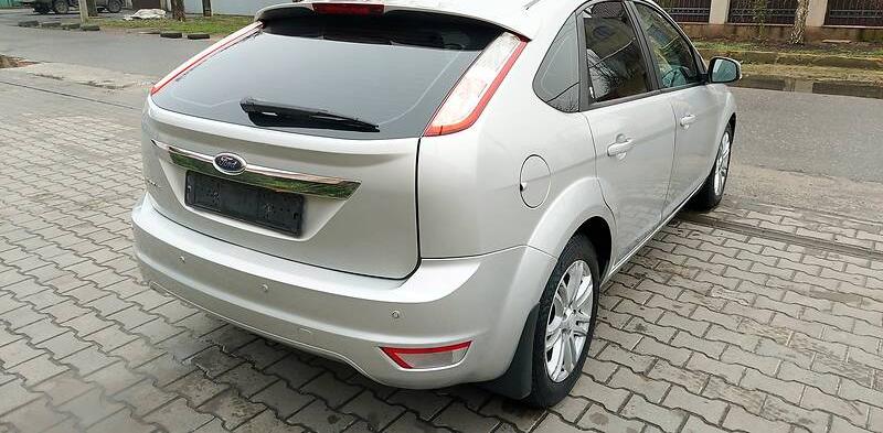 Ford Focus GHIA 2008