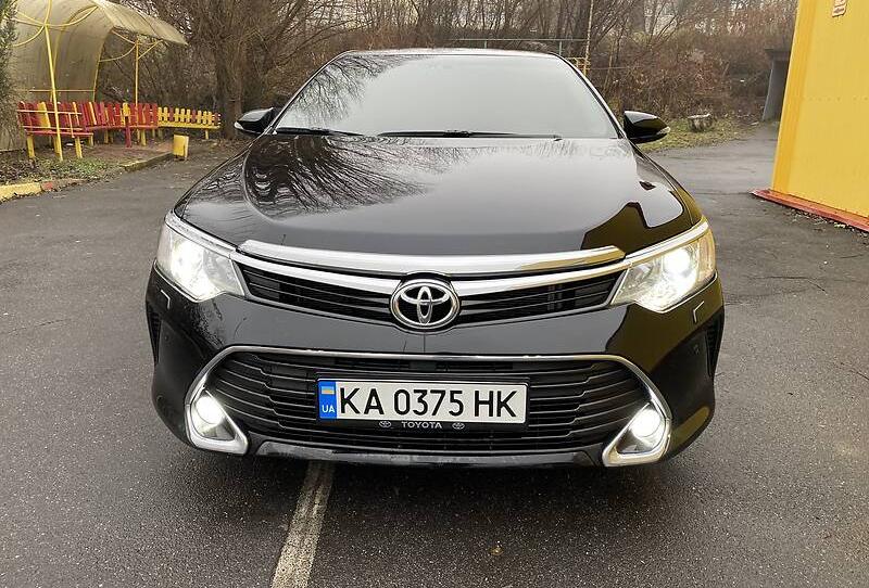Toyota Camry 2015