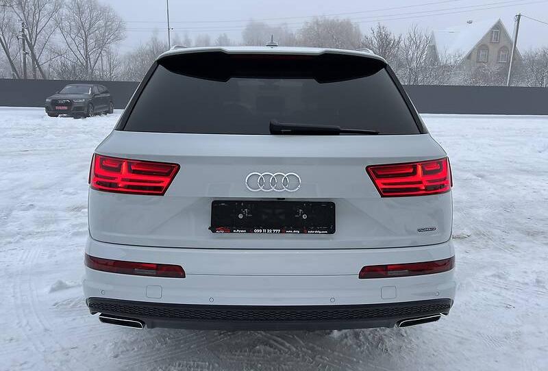 Audi Q7 S LINEx3 MATRIX 2017