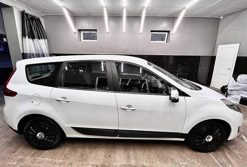Renault Megane Scenic dCI 110 GRAND  2010