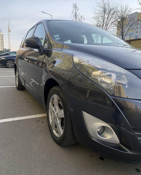 Renault Grand Scenic 2009