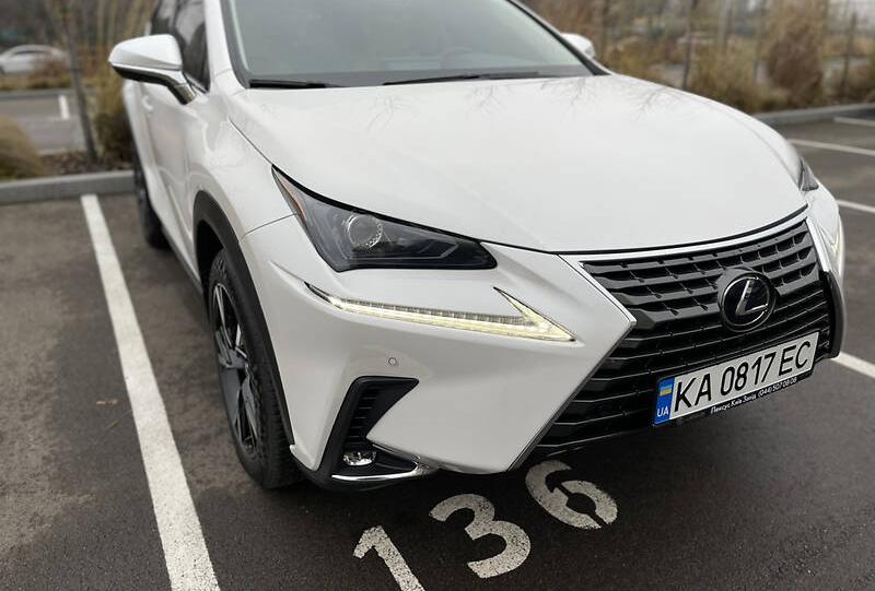 Lexus NX 300h 2019